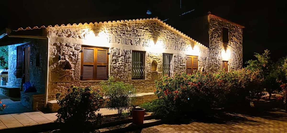 Stonehouse Olivelia - Afrathias Beach Tympáki Exterior photo