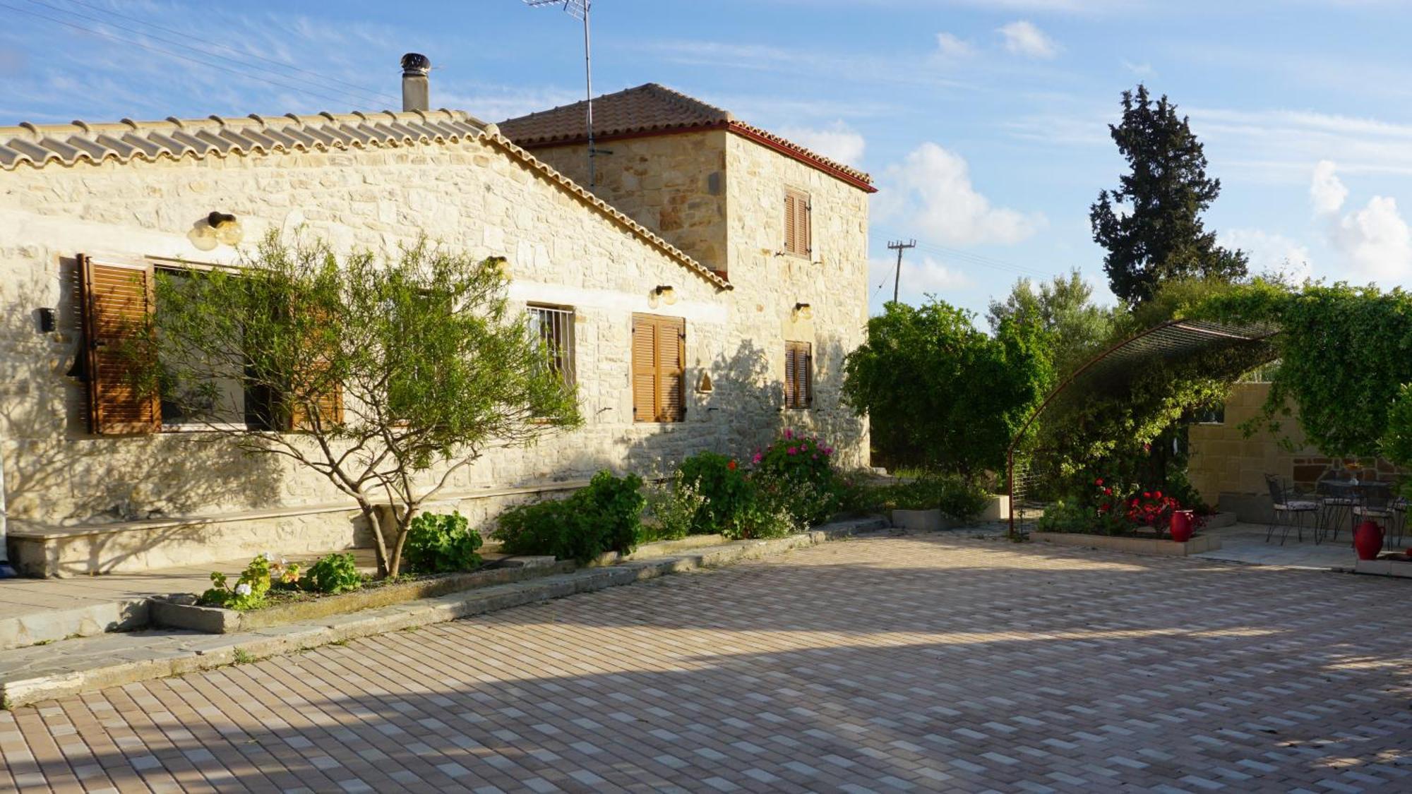 Stonehouse Olivelia - Afrathias Beach Tympáki Exterior photo